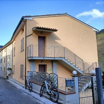 BED & BIKE FRASASSI: BIKE HOTEL